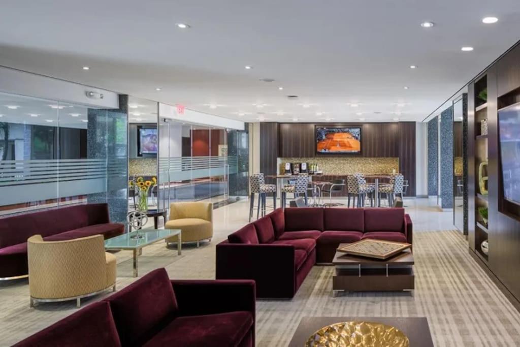 Modern Apartment At Crystal City อาร์ลิงตัน ภายนอก รูปภาพ