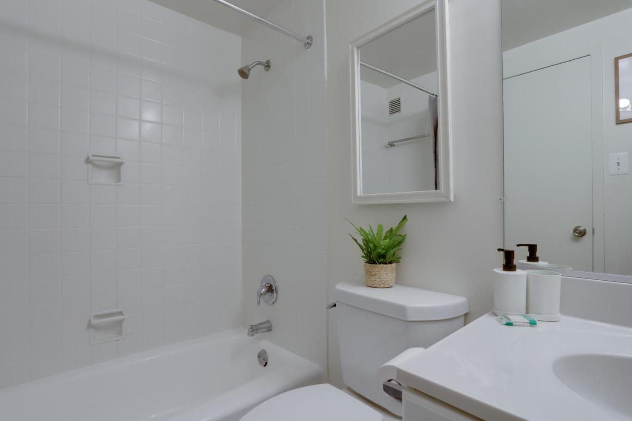 Modern Apartment At Crystal City อาร์ลิงตัน ภายนอก รูปภาพ